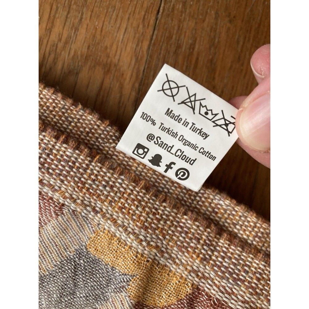 Sand Cloud Towels (2) Graphic Print Turkish 100% Cotton Beach Bath - Picture 4 of 9